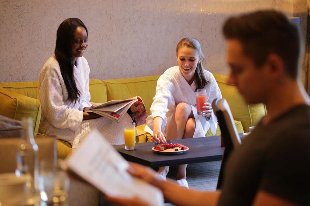 The Runnymede On Thames (Adults Only) Hotel Egham Kültér fotó